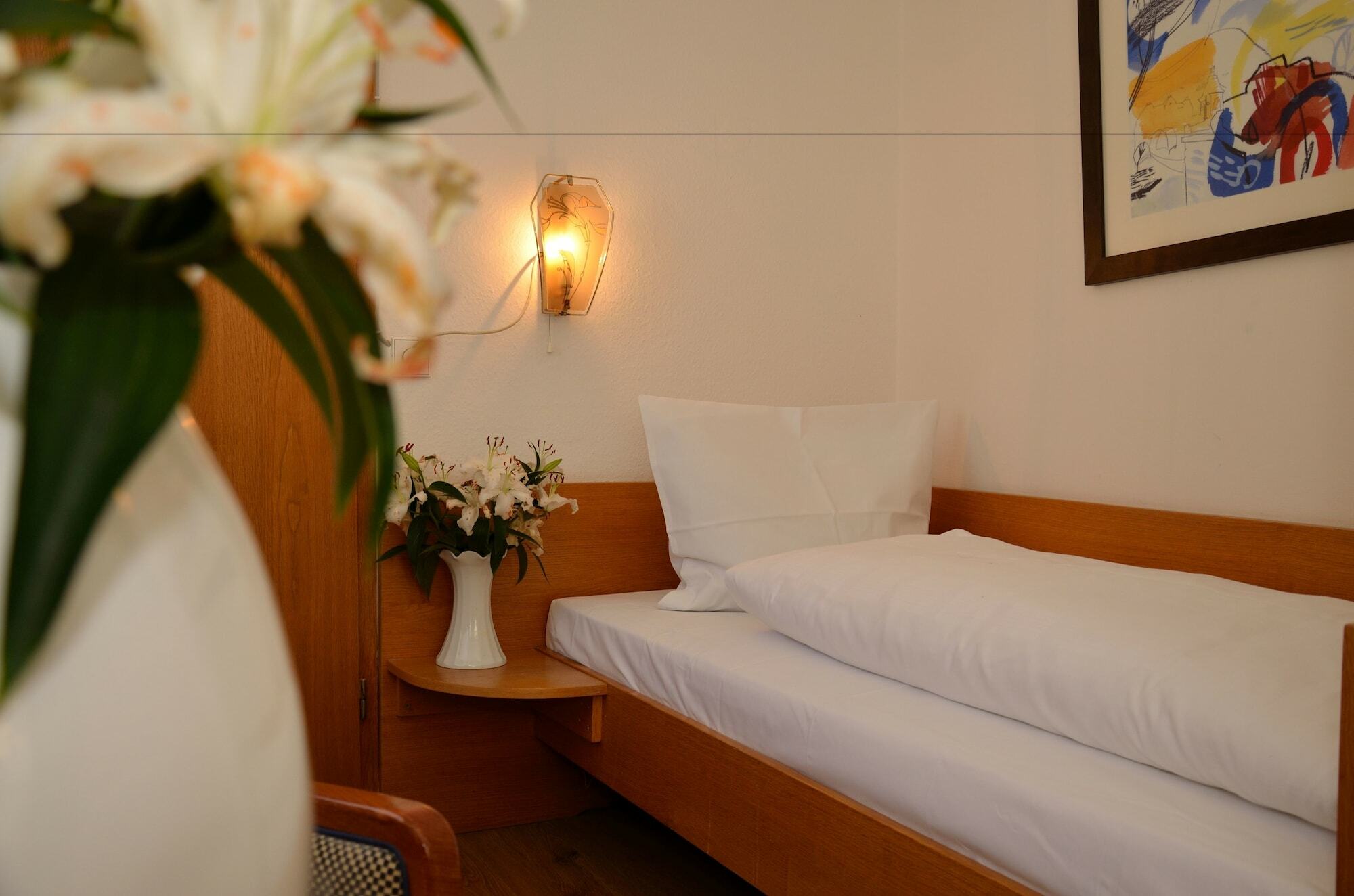 Hotel Restaurant Arche Stuttgart Kültér fotó